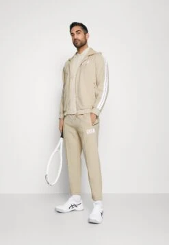 EA7 Emporio Armani Tennis Club Hoodie Light - Zip-Up Sweatshirt - Oxford Tan -Total Wear Store c546c45a029e472e8ece0f693651b668