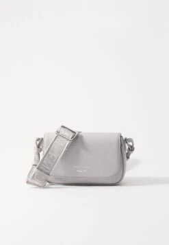 Emporio Armani MINI BAG - Cross Body Bag - Carminio/taupe -Total Wear Store c5a822dddb2f44b9ac94a470b0dc194c