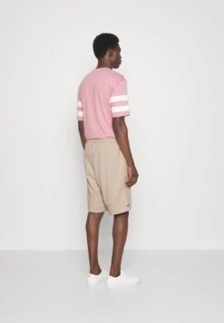 EA7 Emporio Armani Bermuda - Tracksuit Bottoms - Beige -Total Wear Store c6f33bc8dffa4d748f7ac9c45c42367e