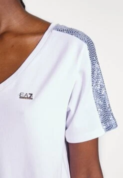 EA7 Emporio Armani T-Shirt - Print T-Shirt - White -Total Wear Store c86725e270f54b5ab9a1f50e5c8092de