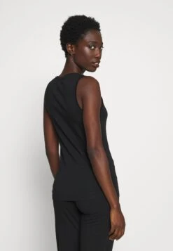 Emporio Armani Tank - Pyjama Top 9 Emporio Armani Tank - Pyjama Top -Total Wear Store c96ec4e19d17459f8499f03c08b5143a