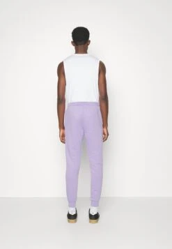 EA7 Emporio Armani Trouser - Tracksuit Bottoms - Lila -Total Wear Store c97c31b5fbf048d9b861b4a692fb5ef7