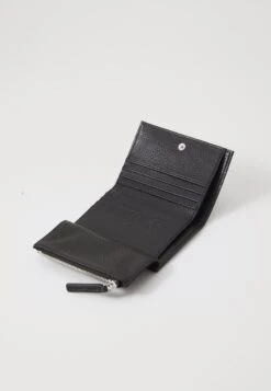Emporio Armani COMPACT WALLET UNISEX - Wallet - Black Beauty -Total Wear Store cc3573893dcc4501b30e1c90eec51266
