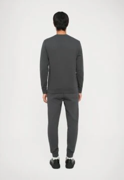 EA7 Emporio Armani TRAIN LINES - Sweatshirt - Asphalt -Total Wear Store cd574b2c3c7447e18bc32dac425a4753