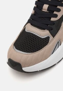 EA7 Emporio Armani CRUSHER SONIC MIX UNISEX - Trainers - Cobbelstone/black -Total Wear Store d0711202e32d41428fadb671a9742ef0