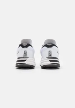 EA7 Emporio Armani Crusher Distance Unisex - Trainers - White/Black 10 EA7 Emporio Armani Crusher Distance Unisex - Trainers - White/Black -Total Wear Store d0c2f6d8cf3045cc92f8aea953cc757a