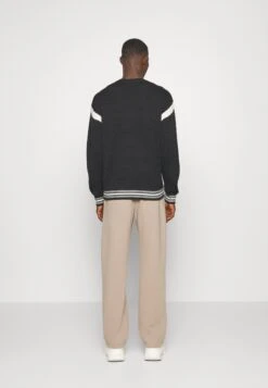 Emporio Armani Jumper - Blu Navy -Total Wear Store d0f4476e65c94bfb90391c30bf3dd90e