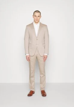Emporio Armani Suit Set - Suit - Beige 16 Emporio Armani Suit Set - Suit - Beige -Total Wear Store d216ec92f2c8411b85cfcb668f1a2d59
