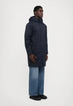 EA7 Emporio Armani MOUNTAIN TECH JACKET - Parka - Blue -Total Wear Store d33f32812cc04e3085dc497ad2de02e8