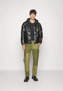 EA7 Emporio Armani Jacket - Winter Jacket - Nero -Total Wear Store d5525635468e47549e329af18b20a6dd