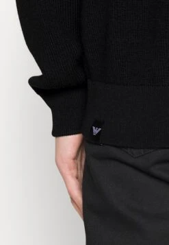 Emporio Armani Cardigan - Nero 11 Emporio Armani Cardigan - Nero -Total Wear Store d6988d18df1d4775ad822fe542e1e445