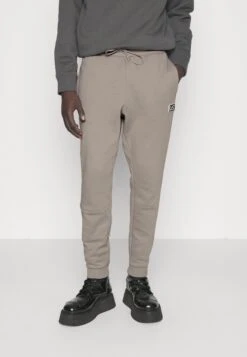 EA7 Emporio Armani Trouser - Tracksuit Bottoms - Light Grey