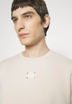 EA7 Emporio Armani Sweatshirt - Beige -Total Wear Store d962ce0e16774aceb7e7782bcebd0db4