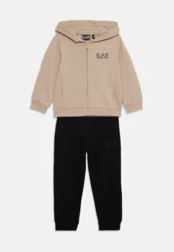 EA7 Emporio Armani UNISEX - Tracksuit - Beige/black