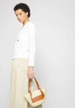 Emporio Armani Jackets - Blazer - Bianco Caldo -Total Wear Store d9dcc9a0f35f4a9c801ef2b2aa9c33e4