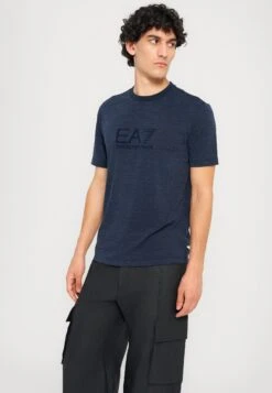 EA7 Emporio Armani TRAIN TEE BIG LOGO - Print T-shirt - Blue -Total Wear Store da550ecbdf384b61aabb821857e972fe