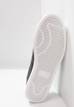 EA7 Emporio Armani Classic Unisex - Trainers - Black -Total Wear Store db36898fbdf440898559db6b03982838