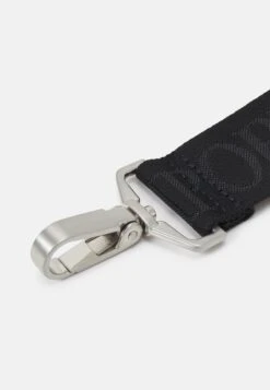 Emporio Armani Briefcase Business Unisex - Laptop Bag - Black 12 Emporio Armani Briefcase Business Unisex - Laptop Bag - Black -Total Wear Store dc60392c6a0b46f69d0538eef1ccfc23