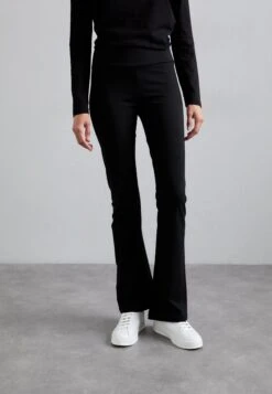 EA7 Emporio Armani Leggings - Trousers - Black