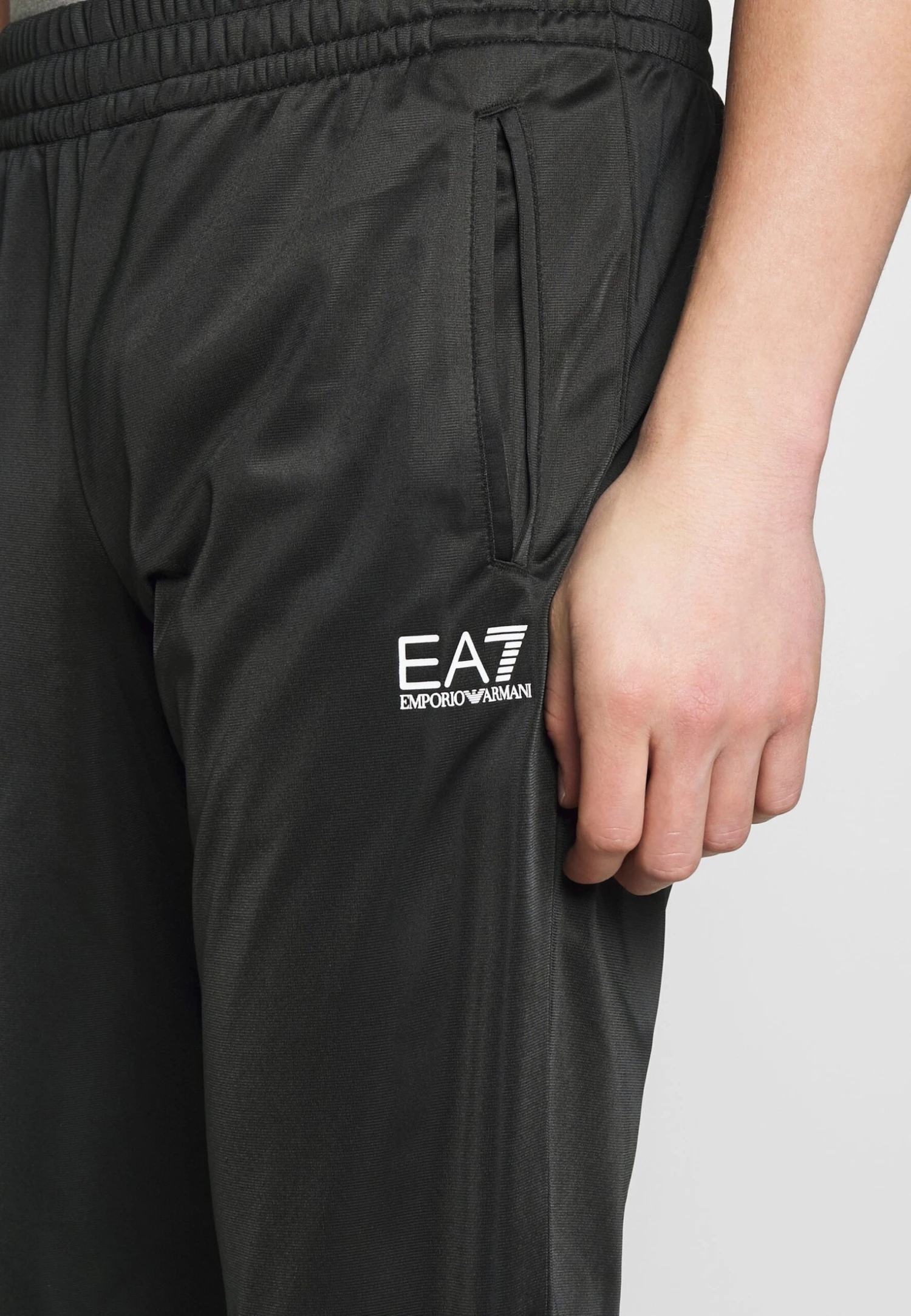 EA7 Emporio Armani Set - Tracksuit - Black 11 EA7 Emporio Armani Set - Tracksuit - Black - Image 9