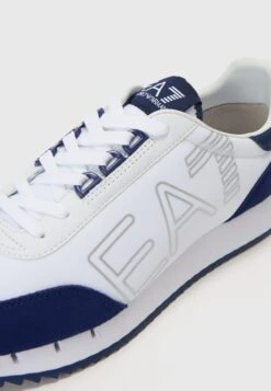 EA7 Emporio Armani VINTAGE UNISEX - Trainers - White/medieval Blu -Total Wear Store df54e947579341fba5025adbbb05a6c4
