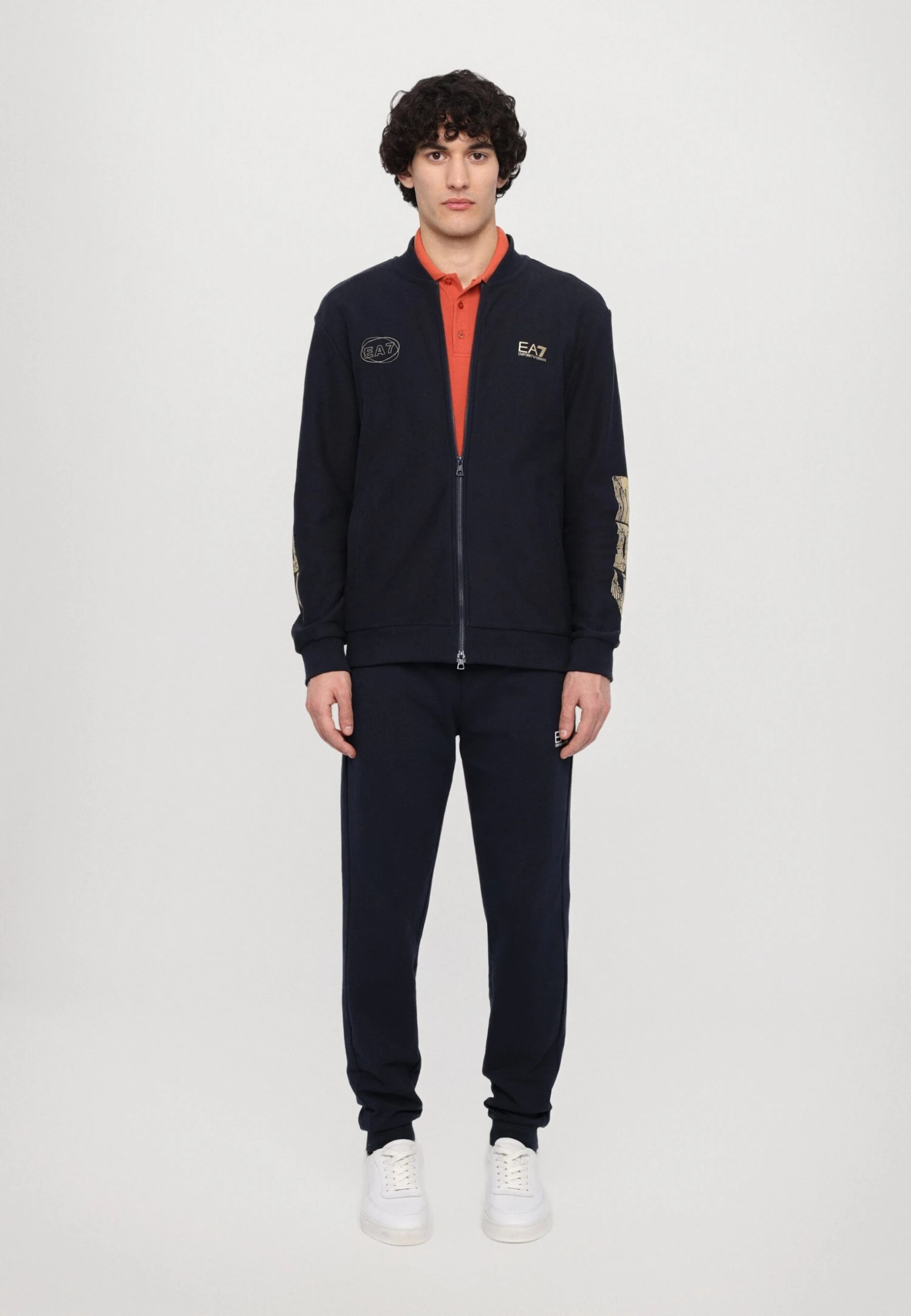 EA7 Emporio Armani TRAIN CORE PANTS - Tracksuit Bottoms - Blue 4 EA7 Emporio Armani TRAIN CORE PANTS - Tracksuit Bottoms - Blue - Image 2