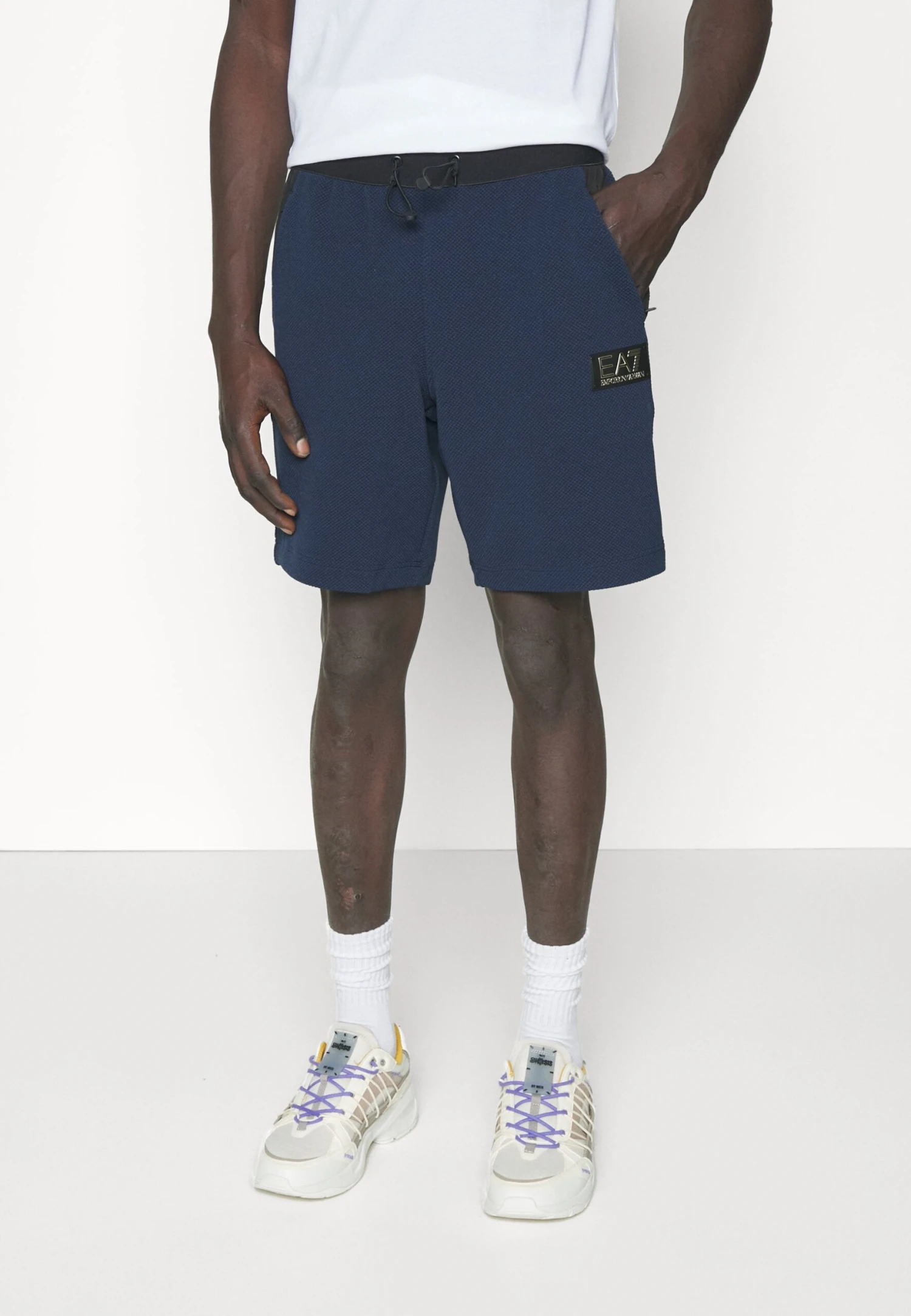 EA7 Emporio Armani Shorts - Dark Blue 3 EA7 Emporio Armani Shorts - Dark Blue