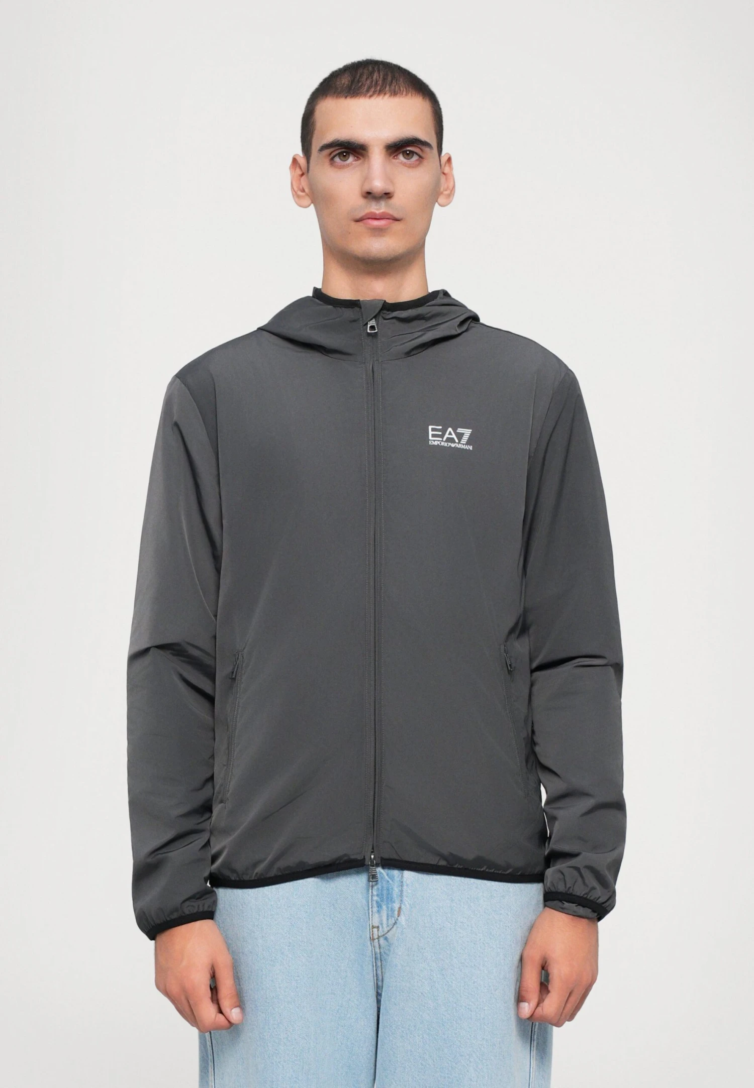 EA7 Emporio Armani TRAIN CORE JACKET - Light Jacket - Asphalt 3 EA7 Emporio Armani TRAIN CORE JACKET - Light Jacket - Asphalt