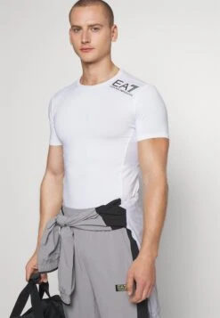 EA7 Emporio Armani Vigor - Print T-Shirt - White -Total Wear Store e2c4efa5454d459ba0409e0b85623636