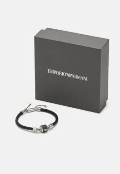 Emporio Armani Essential - Bracelet -Total Wear Store e324c4fc3380430e94d8598bad0662e7