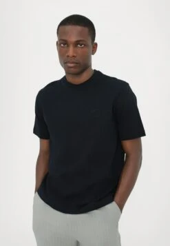 Emporio Armani Print T-shirt - Liquorice/black -Total Wear Store e3282d239c7c4ea798a9f98e9a492a9c