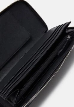 Emporio Armani Around - Wallet - Black -Total Wear Store e56efc2ee9664aefbf1c5de838fc8e9d