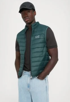 EA7 Emporio Armani TRAIN CORE LIGHT VEST - Waistcoat - Ponderosa Pine -Total Wear Store e8bdebdfe6bc4fb88efa6f3608ca7af0