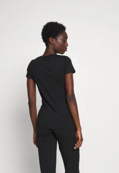 Emporio Armani Pyjama Top - Nero -Total Wear Store e8d13191c25d42d2a2798b8ba8f64d5d