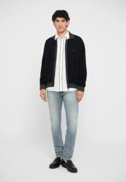 Emporio Armani CARDIGAN - Cardigan - Blu Navy -Total Wear Store e99efd0bf45a4d81bd5803a3bf7dac88