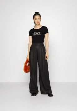 EA7 Emporio Armani Print T-Shirt - Print T-Shirt -Total Wear Store ea547cc9ea2d4d5197c1e6e850bda9ea