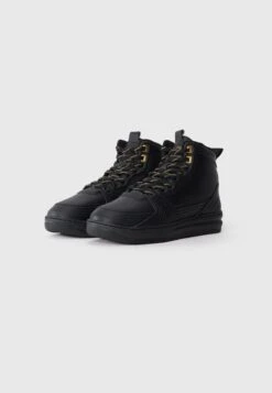 EA7 Emporio Armani SLASHER - High-top Trainers - Triple Black/gold-coloured -Total Wear Store eaee292c9c7d476285c8dbd59c0e10fb