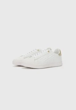 EA7 Emporio Armani CLASSIC UNISEX - Trainers - White/gold-coloured -Total Wear Store eb32e41c20bb46068d32f6b738e8fa33