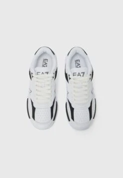 EA7 Emporio Armani CARTER UNISEX - Trainers - White/black -Total Wear Store ec2c22f2352e45d6b4b37530aceb4d79