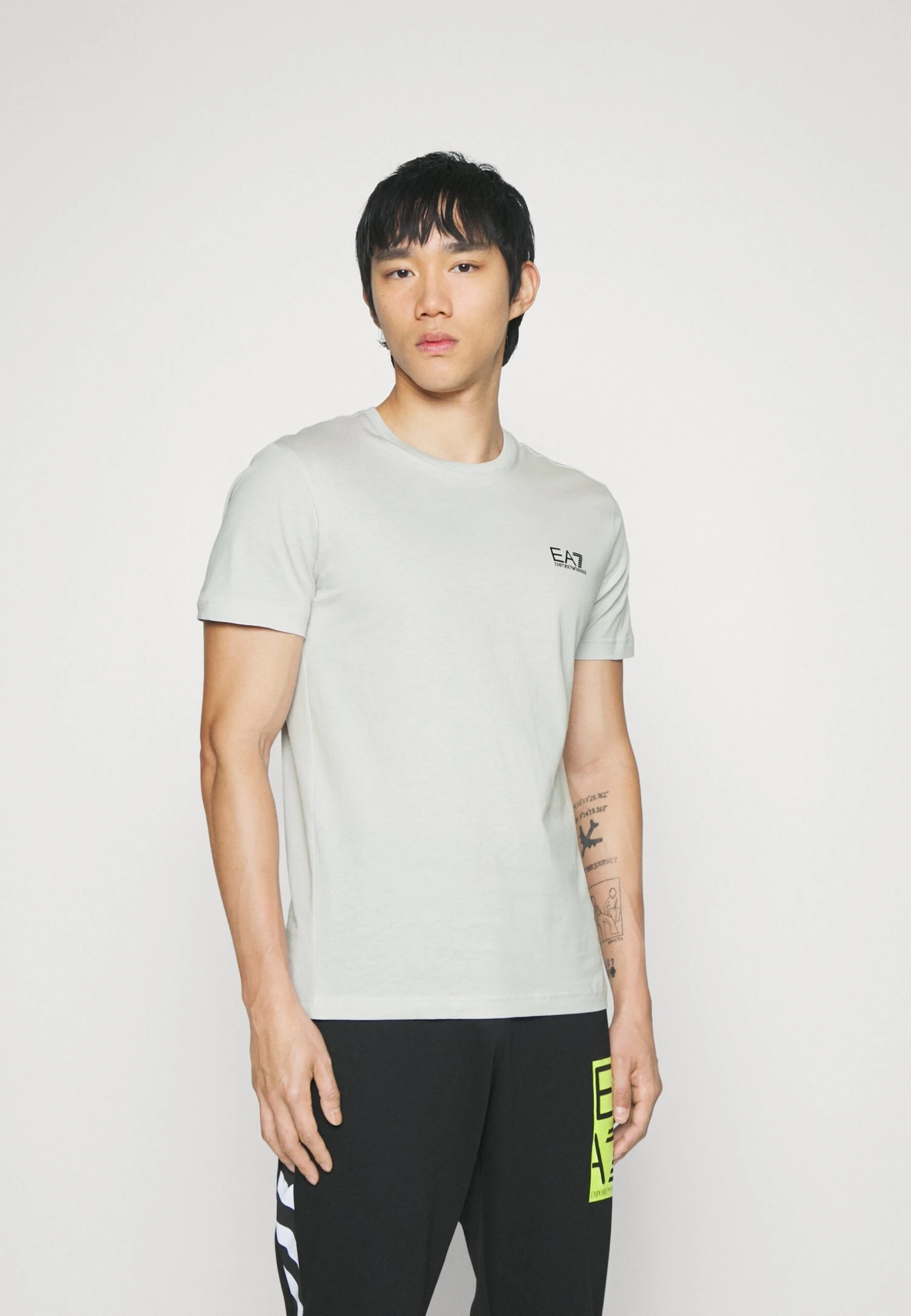 EA7 Emporio Armani Print T-Shirt - Light Grey 3 EA7 Emporio Armani Print T-Shirt - Light Grey
