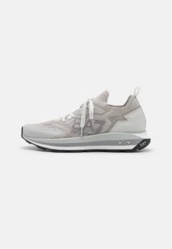 EA7 Emporio Armani Altura Unisex - Trainers - Oyster Mushroom