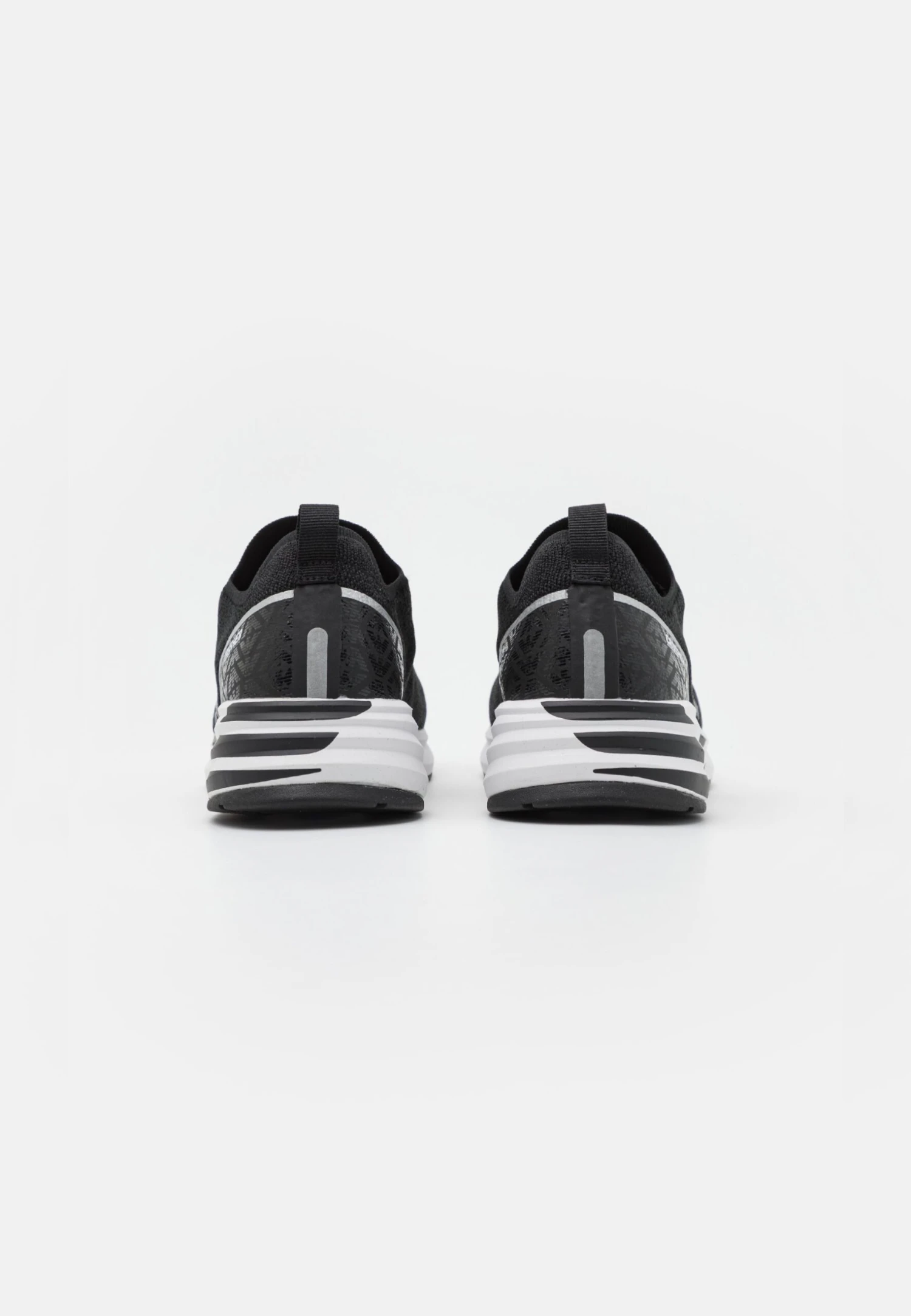 EA7 Emporio Armani Crusher Distance Unisex - Trainers - Black 5 EA7 Emporio Armani Crusher Distance Unisex - Trainers - Black - Image 3