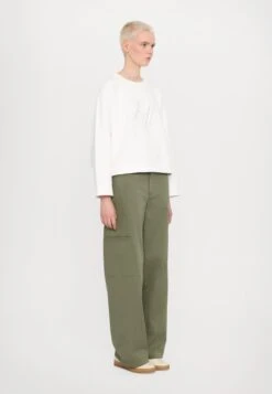 Emporio Armani Sweatshirt - Warm White -Total Wear Store efe4c3393696473bbab5203beb6d560e