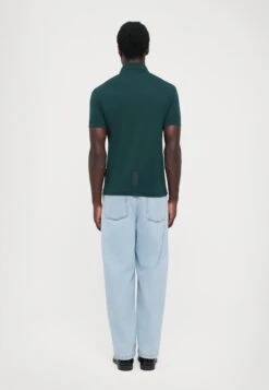 EA7 Emporio Armani TRAIN CORE - Polo Shirt - Ponderosa Pine -Total Wear Store f1009e6edffb43069815a7eed2bc7d54