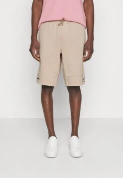 EA7 Emporio Armani Bermuda - Tracksuit Bottoms - Beige