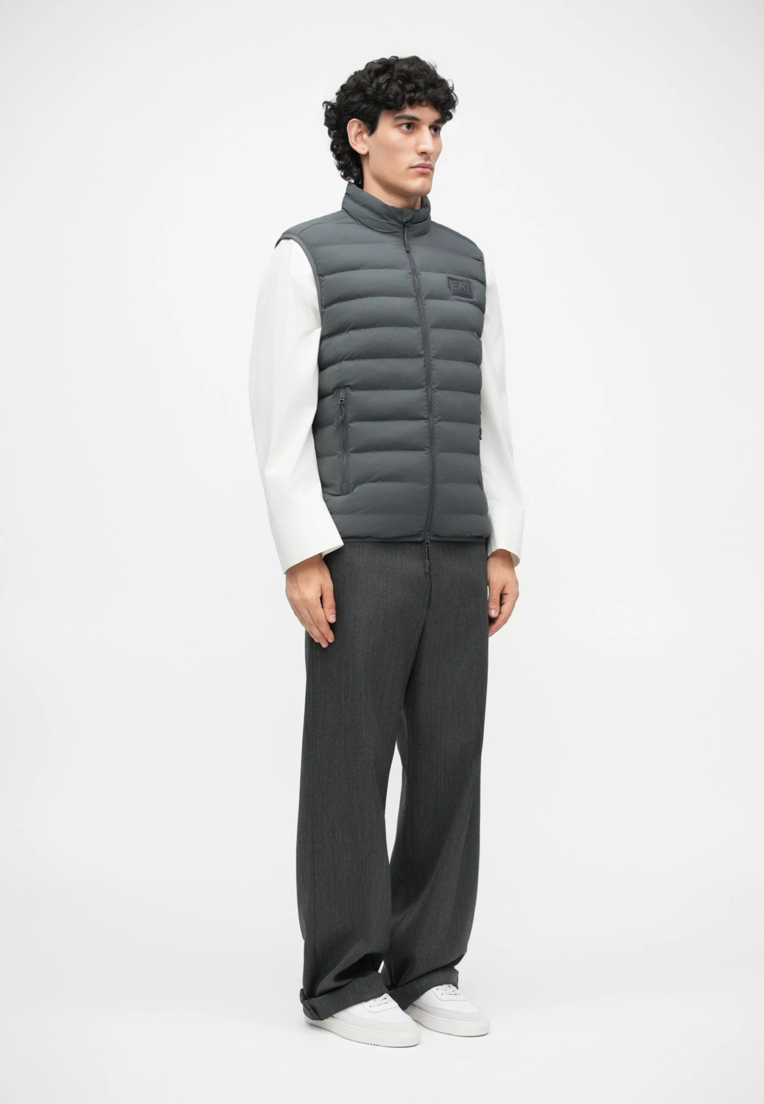 EA7 Emporio Armani MOUNTAIN - Waistcoat - Asphalt 6 EA7 Emporio Armani MOUNTAIN - Waistcoat - Asphalt - Image 4
