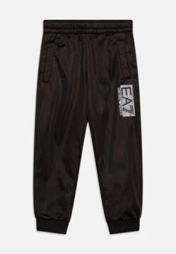 EA7 Emporio Armani Visibility Unisex Set - Tracksuit - Nero -Total Wear Store f3b7a462d6904aedbd077b45541ecce8