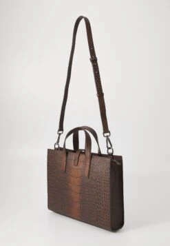 Emporio Armani BRIEFCASE BAG - Cross Body Bag - Delicioso 12 Emporio Armani BRIEFCASE BAG - Cross Body Bag - Delicioso -Total Wear Store f456ecf3211a45508d70413701b033cc