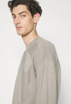 Emporio Armani Jumper - Greige 15 Emporio Armani Jumper - Greige -Total Wear Store f4d1ac12b41d4463b548a8c7fb7105dc