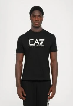 EA7 Emporio Armani TRAIN VISIBILITY TEE - Print T-shirt - Black/cream